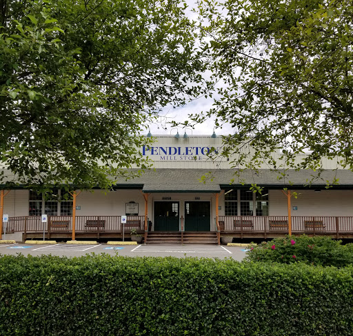 Clothing Store «Pendleton Washougal Mill Store», reviews and photos, 2 Pendleton Way, Washougal, WA 98671, USA
