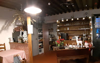 Atmosphère du Restaurant Auberge Les Grillons à Meyras - n°4