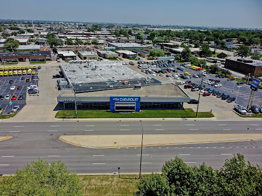 Chevrolet Dealer «Castle Chevy North», reviews and photos, 175 N Arlington Heights Rd, Elk Grove Village, IL 60007, USA