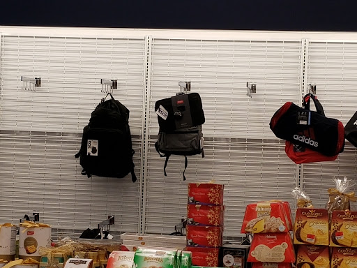 Clothing Store «Ross Dress for Less», reviews and photos, 1101 5th Ave, Hammond, IN 46320, USA