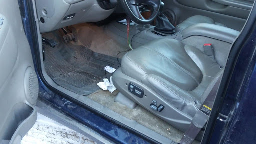 Mobile Truck, Suv, Van, & Car Cleaning & Detailing Service, Calgary, AB, Canada, 