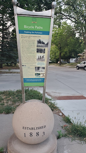 Park «Deming Heights Park», reviews and photos, 1115 St Anthony Pkwy, Minneapolis, MN 55418, USA