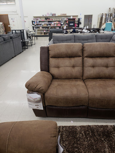 Discount Store «Big Lots», reviews and photos, 16100 E 10 Mile Rd, Eastpointe, MI 48021, USA