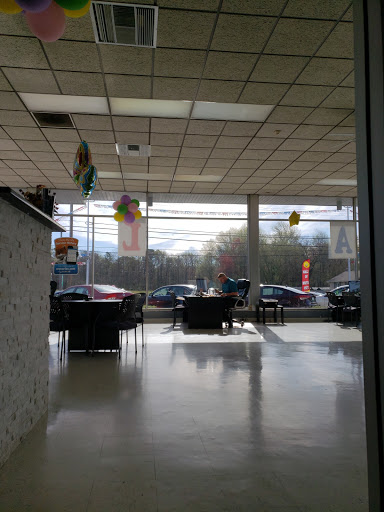 Used Car Dealer «UA AUTO SALES», reviews and photos, 1016 S Delsea Dr, Vineland, NJ 08360, USA