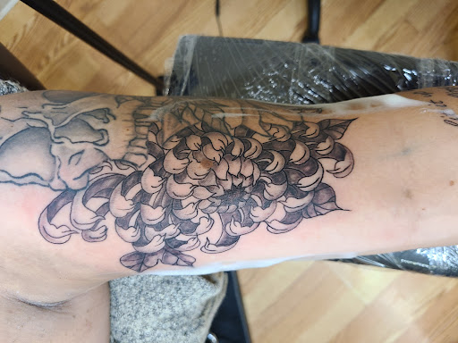 Explore hard life tattoo ideas, creative tattoo ideas in Meadville, available at Lucky Lucys Tattoo and Art Studio