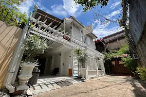 Ban Thungdang Boutique Hotel image