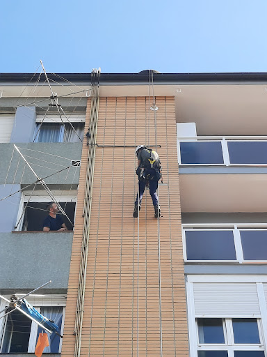 Inmobiliaria y Reformas TORRI en Ugao-Miraballes