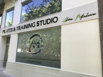 AM PILATES & TRAINING STUDIO - Paseo Condes de Barcelona, 26, Local 12, 06010 Badajoz, Spain