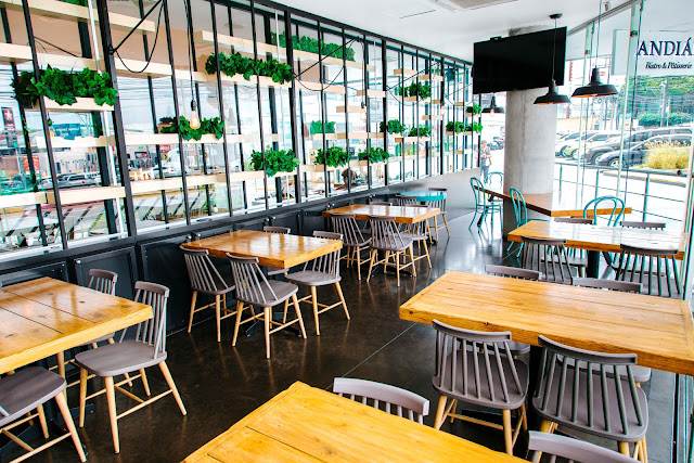 Andián Bistro & Café