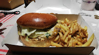 Plats et boissons du Restaurant de hamburgers LES BURGERS DE MATHIS à Noailles - n°7