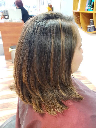 Hair Salon «Charlies Angels Unisex Salon», reviews and photos, 176 Windsor Hwy, New Windsor, NY 12553, USA