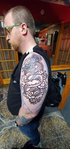 Tattoo Shop «Hellbent Tattoos», reviews and photos, 5504 S Cooper St, Arlington, TX 76017, USA