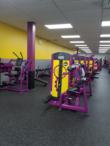 Gym «Planet Fitness», reviews and photos, 82 W 225th St, Bronx, NY 10463, USA