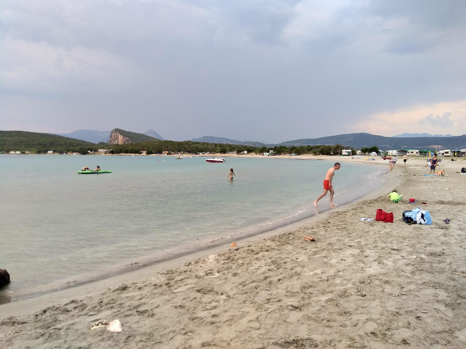 Foto de Kerentza beach - lugar popular entre os apreciadores de relaxamento