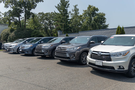 Toyota Dealer «Toyota of Greenwich», reviews and photos, 75 E Putnam Ave, Cos Cob, CT 06807, USA