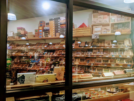 Liquor Store «Hokus Pokus Liquors», reviews and photos, 36519 Oak Plaza Ave Suite B, Prairieville, LA 70769, USA