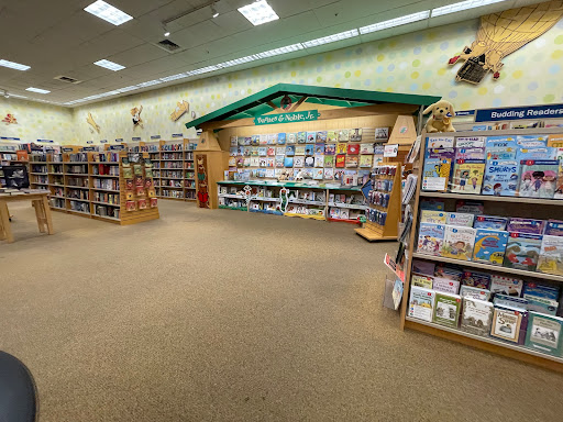 Book Store «Barnes & Noble», reviews and photos, 5101 Main St, Williamsburg, VA 23188, USA