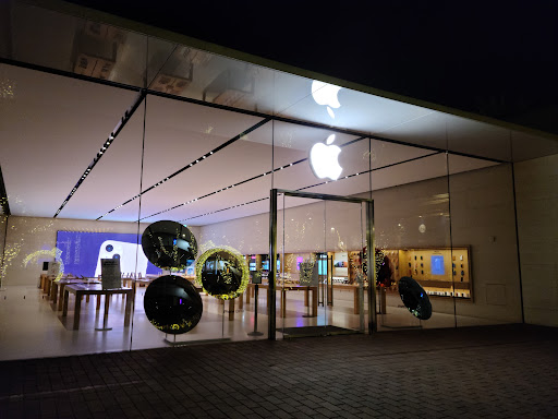 Computer Store «Apple Irvine Spectrum Center», reviews and photos, 763 Spectrum Center Dr, Irvine, CA 92618, USA