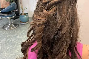 Picasso Hair Art image