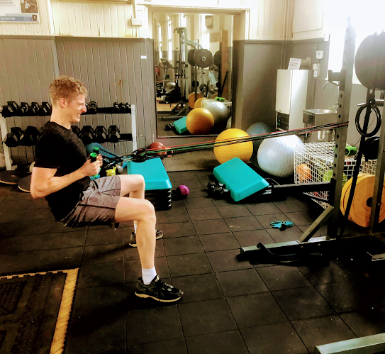 Reviews of Victoria Park Fitness in London - Personal Trainer