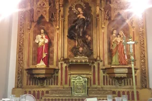 Iglesia Sagrada Familia image