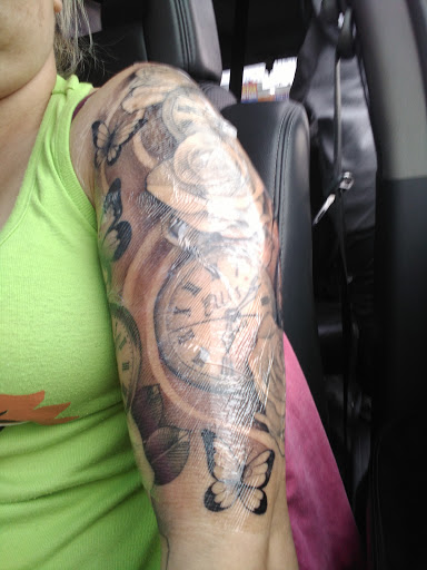 Tattoo Shop «American Iron Tattoo Company», reviews and photos, 13210 Paramount Blvd, South Gate, CA 90280, USA