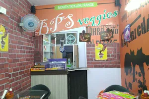 B P S Veggies pizza cafe & sri vasavi chats & sri vasavi mulbagal dosa center image