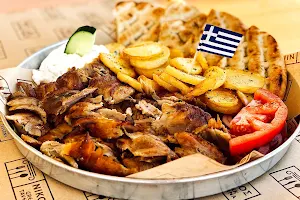 Nikos Greek Taverna Apaca image