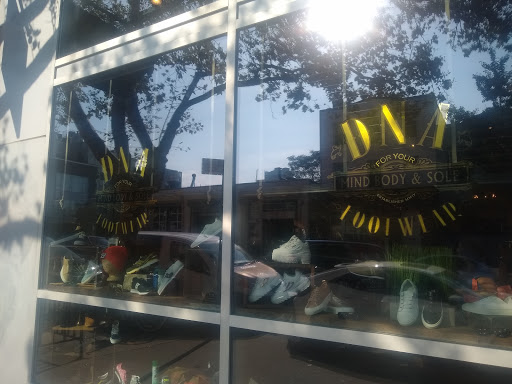 Shoe Store «DNA Footwear Williamsburg», reviews and photos, 133 N 7th St, Brooklyn, NY 11249, USA
