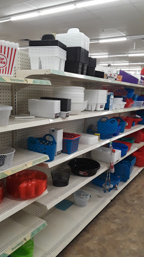 Shopping Mall «Orange Promenade Shopping Ctr», reviews and photos, 80 Boston Post Rd, Orange, CT 06477, USA