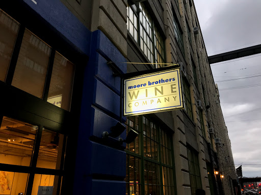 Wine Store «Moore Brothers Wine Company New York», reviews and photos, 51 35th St, Brooklyn, NY 11232, USA