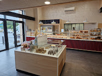 Vitrine du Restaurant L'Atelier Joyeux - Boulangerie & Café à La Richardais - n°2