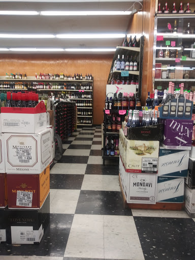 Liquor Store «North End Wine & Liquor Store», reviews and photos, 2509 Webster Ave, Bronx, NY 10458, USA