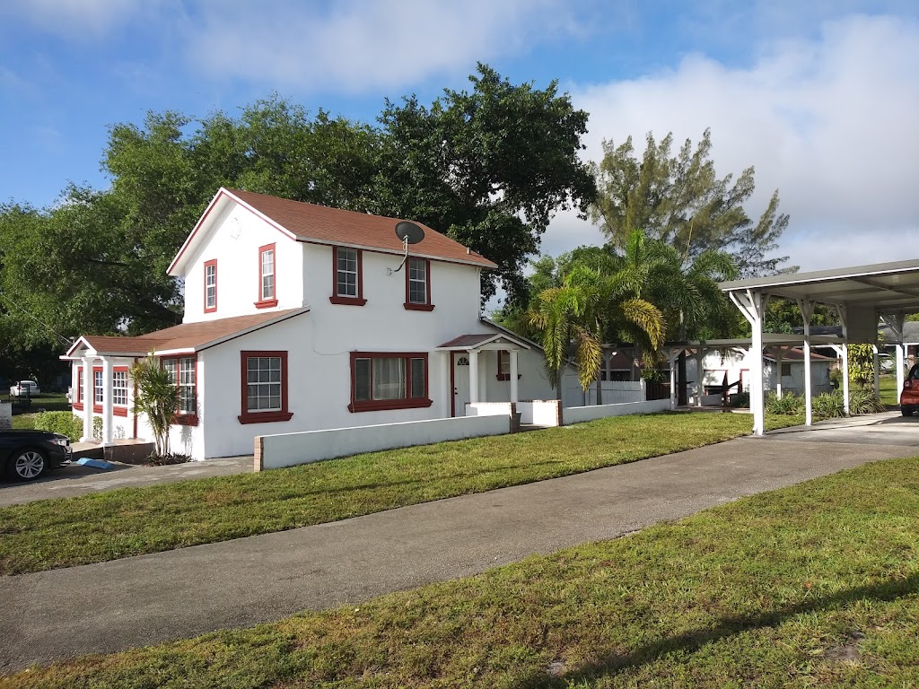 GIrlz N Guyz Salon 33314