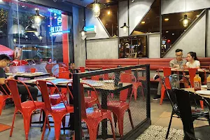 Pizza Hut Hố Nai Biên Hòa image