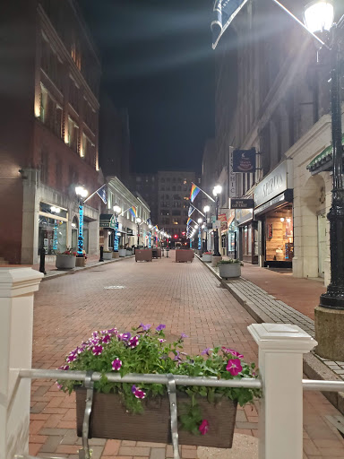 Tobacco Shop «Tobacco Shop LLC», reviews and photos, 89 Pratt St, Hartford, CT 06103, USA