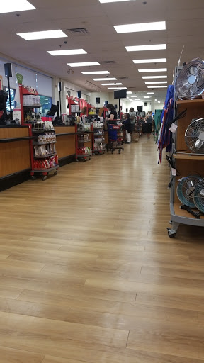 Department Store «T.J. Maxx», reviews and photos, 1 Worcester Rd, Framingham, MA 01701, USA