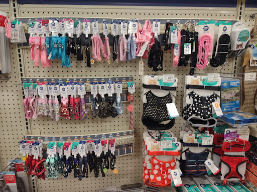 Pet Supply Store «PetSmart», reviews and photos, 161 Market St, Winchester, VA 22603, USA