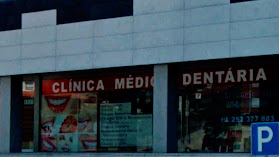 Clínica Médico Dentária Dr Luís Renato Claro. Centro de Reabilitação Oral Integrada. Implantologia.