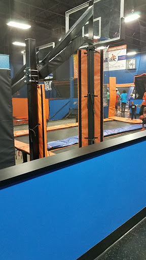 Amusement Center «Sky Zone Trampoline Park», reviews and photos, 5355 Distriplex Farms Dr #102, Memphis, TN 38141, USA