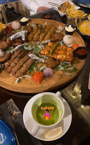 مطعم ومقهى لووب - مطعم