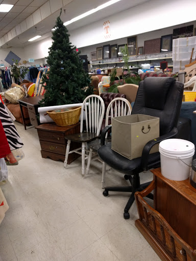 Thrift Store «KARM Stores», reviews and photos, 10612 Kingston Pike, Knoxville, TN 37922, USA