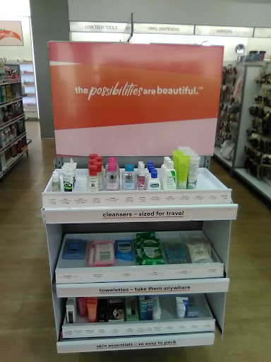 Shopping Mall «Valdosta Mall», reviews and photos, 1700 Norman Dr, Valdosta, GA 31601, USA