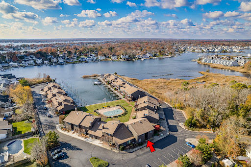 Real Estate Consultant «Patricia (“Pat”) Mayer, Diane Turton, Realtors», reviews and photos, 512 Washington Blvd, Sea Girt, NJ 08750, USA