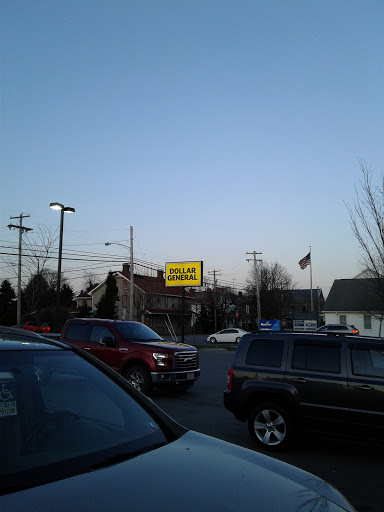 Home Goods Store «Dollar General», reviews and photos, 403 W Main St, Saxonburg, PA 16056, USA