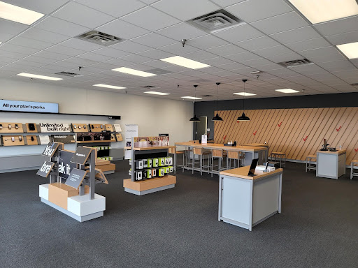 Cell Phone Store «Verizon Authorized Retailer, TCC», reviews and photos, 2415 N Lebanon St, Lebanon, IN 46052, USA