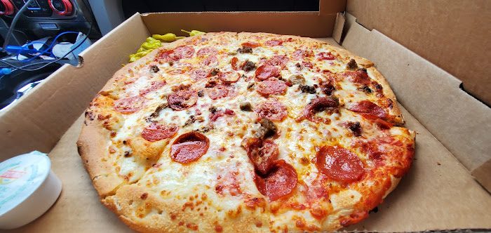 Pizza restaurant near Woodstream Inn