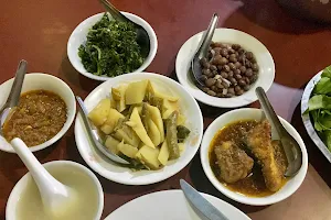 Ho Pin Myanmar Cuisines image