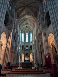 Cathédrale Notre-Dame de Senlis - Paroisse Saint Rieul du Restaurant français Le Scaramouche à Senlis - n°3