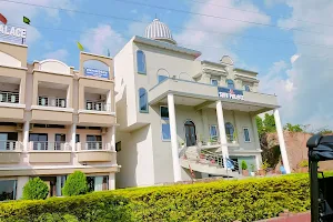 Gayatri Hotel image